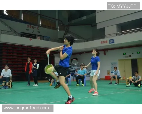 成都羽毛球队选拔赛表现分析团队配合与战术执行的关键因素探讨